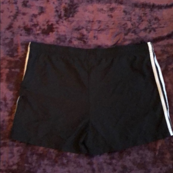 Adidas shorts - Picture 2 of 3